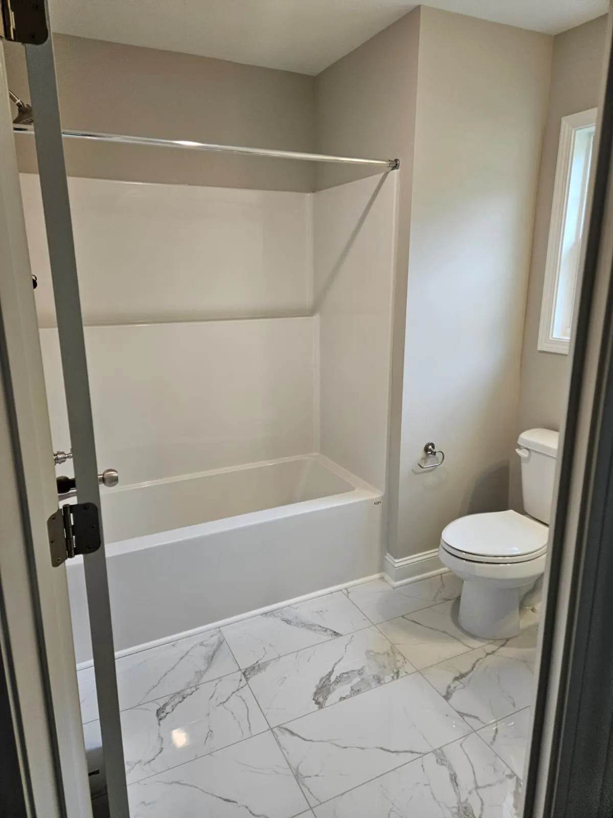 Finished interior space by Peters Prestigious Properties Inc.