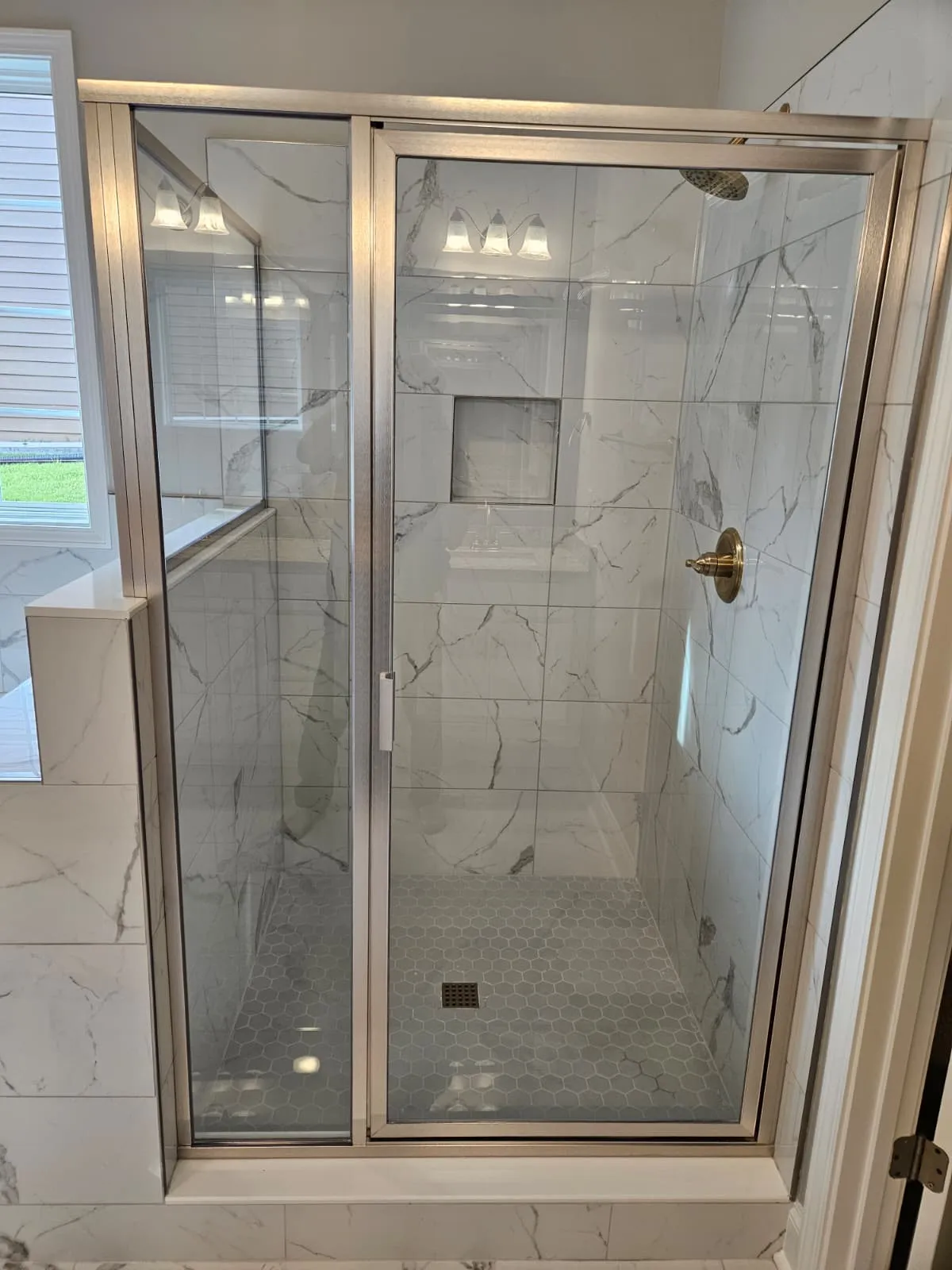 Finished interior space by Peters Prestigious Properties Inc.
