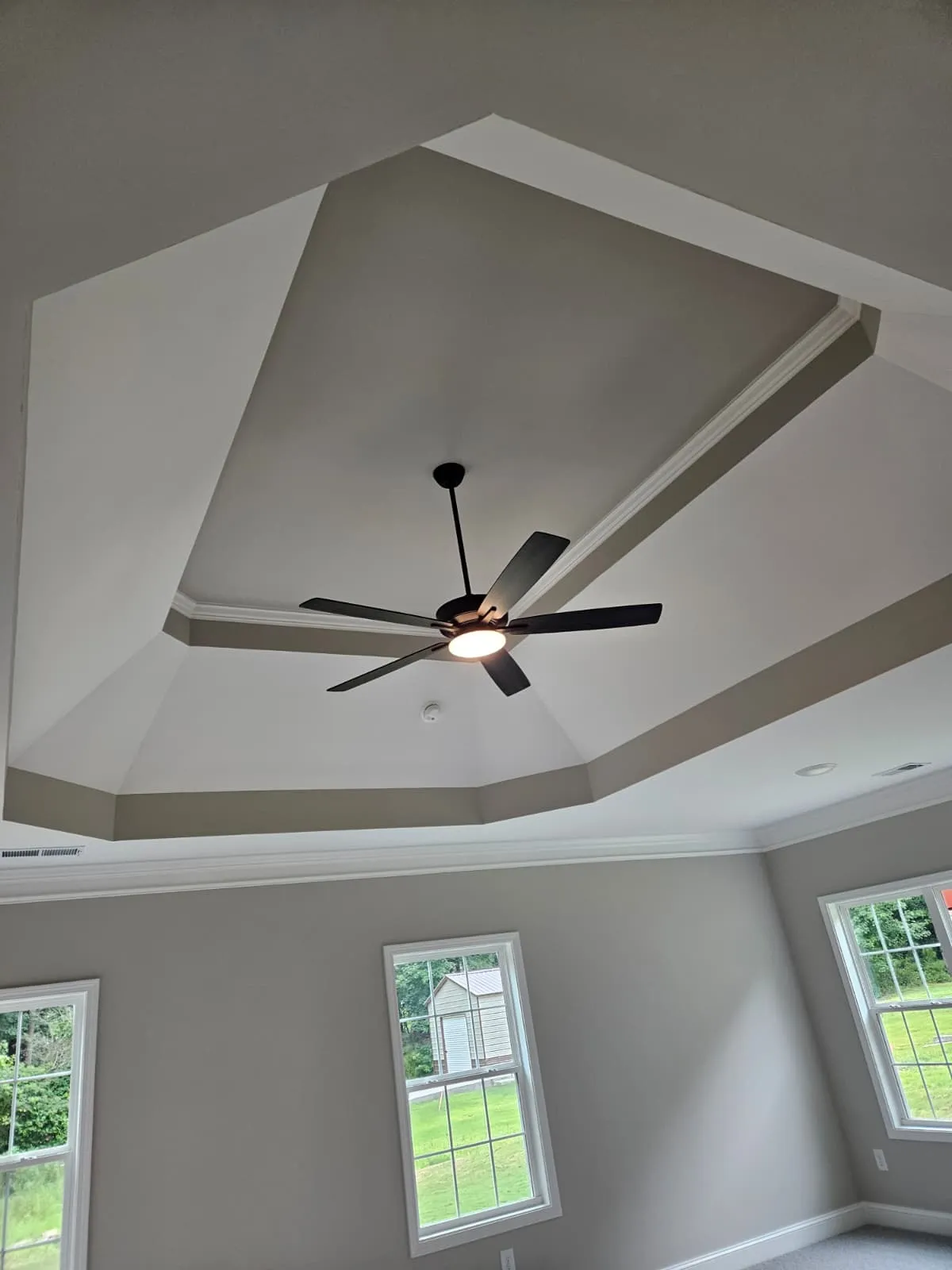Finished interior space by Peters Prestigious Properties Inc.