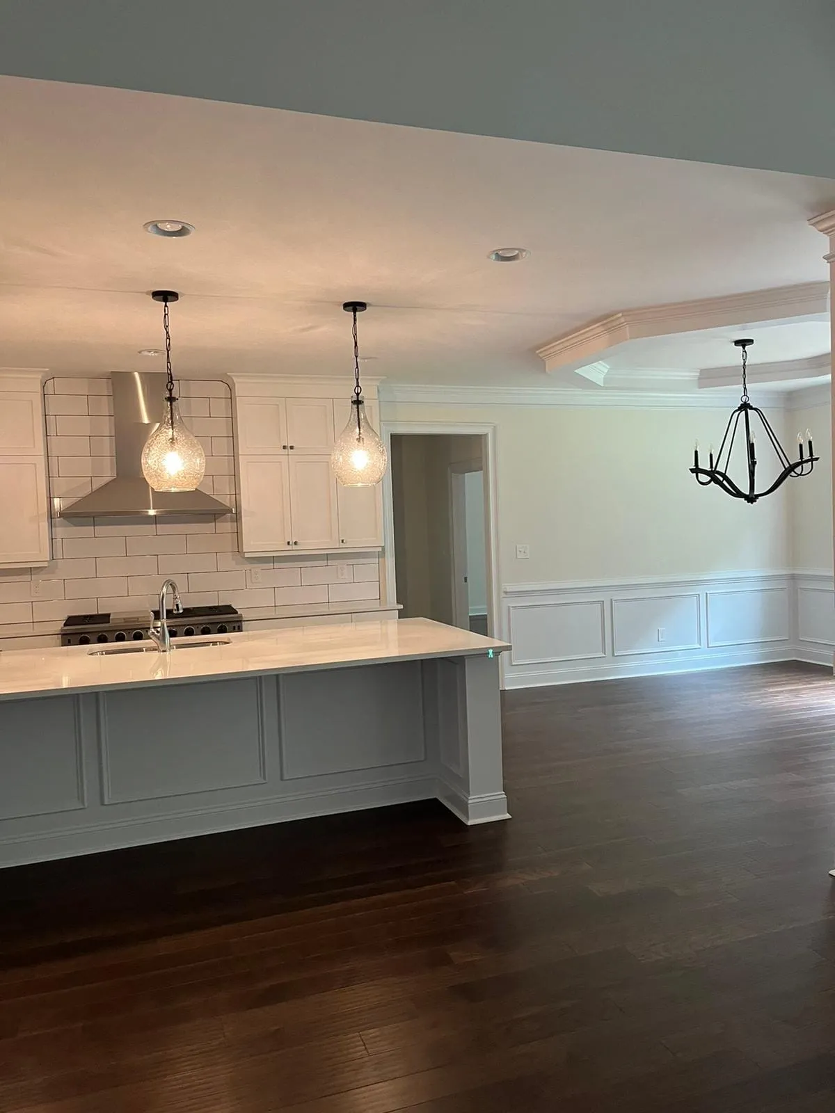 Finished interior space by Peters Prestigious Properties Inc.