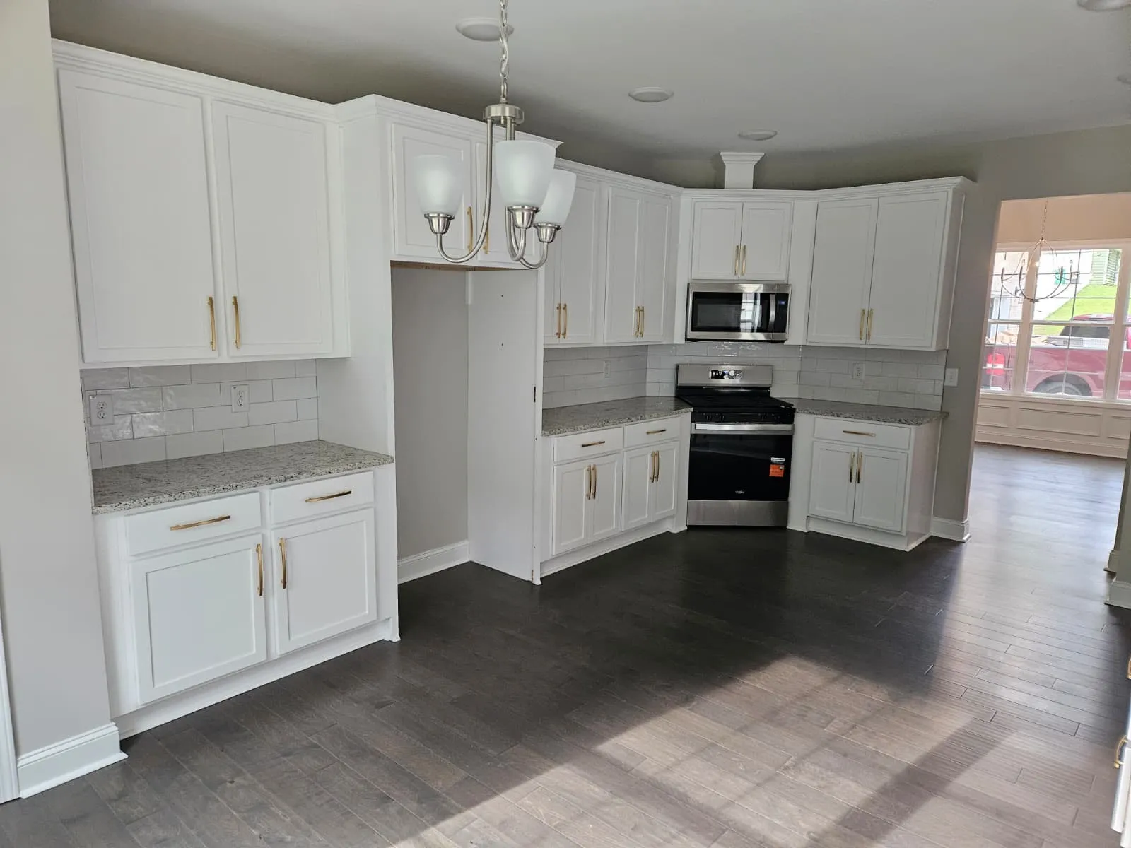 Finished interior space by Peters Prestigious Properties Inc.